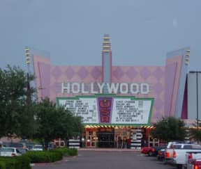 Cinemark Hollywood USA – McAllen, TX